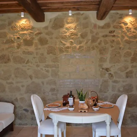 Podere Fausto - La Fraschetta * Gradoli